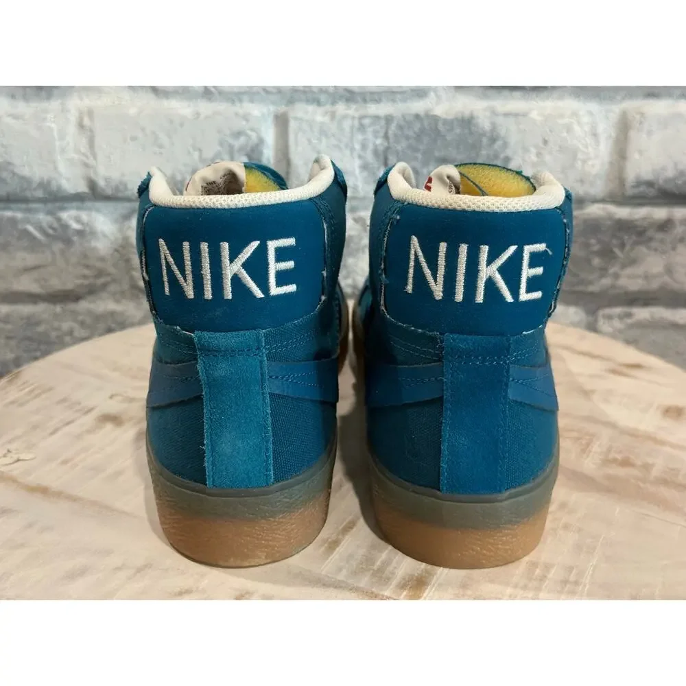 Nike SB Zoom Blazer Mid PRM Plus Green Abyss Gum Size 9.5 DV5468-300